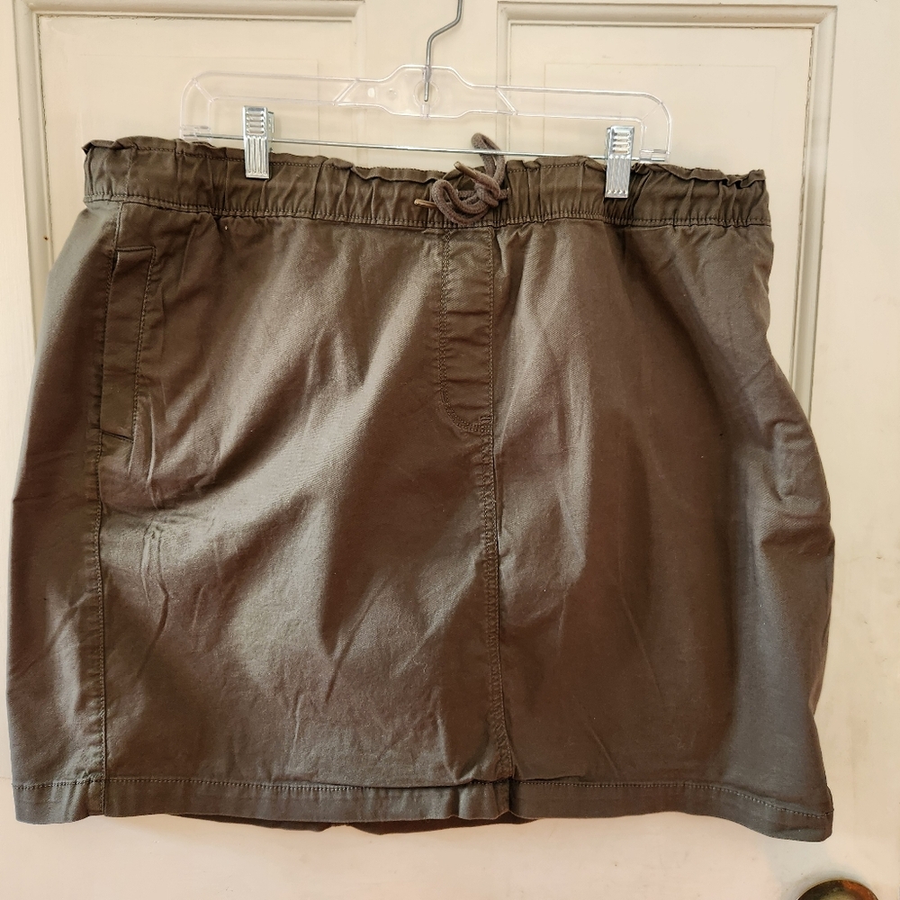 Croft and Barrel skirt